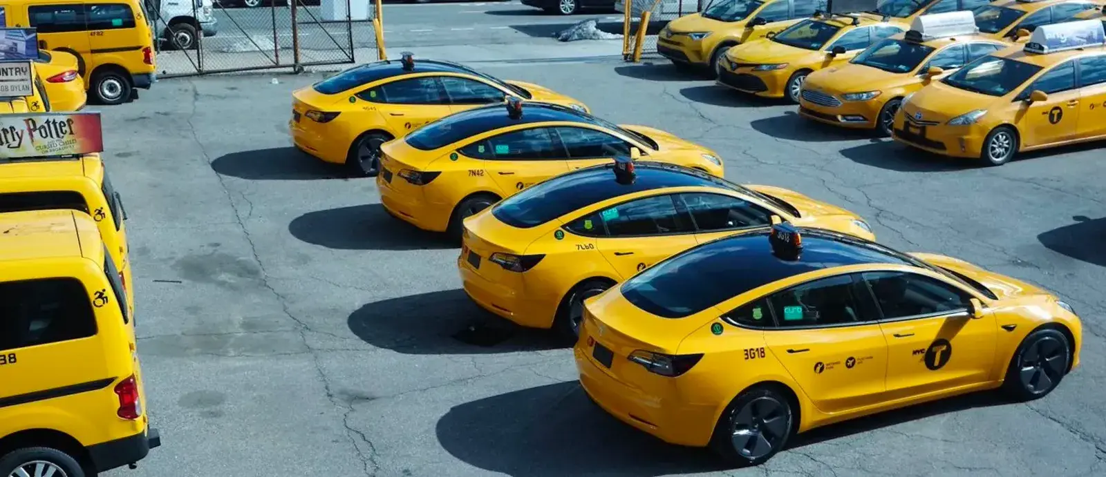 Commercial EV fleet charging — EVready Energy fleet management